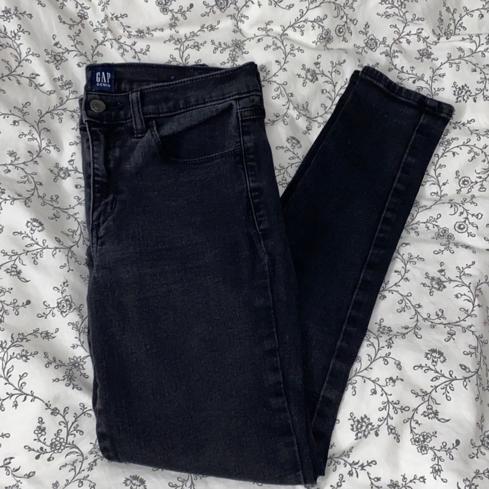Mid Rise Favorite Jegging